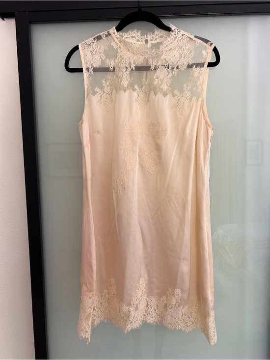 Doen Dresses & Skirts - Doen Silk Dress - Small - EUC